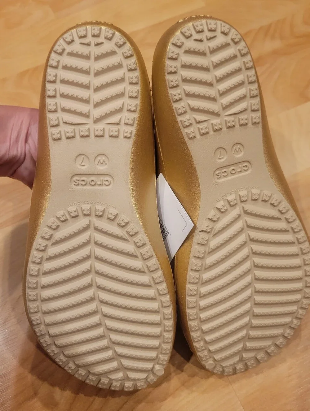 CROCS Kadee II Metallic Sandals Women's Gold Strappy Slide Sandals Size 7 New
